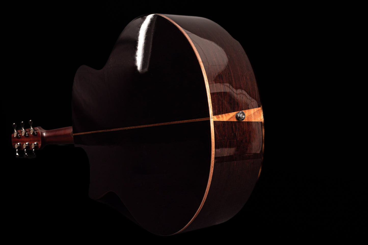 AVENIR 25 SERIES AUDITORIUM ENGELMANN SPRUCE WENGE