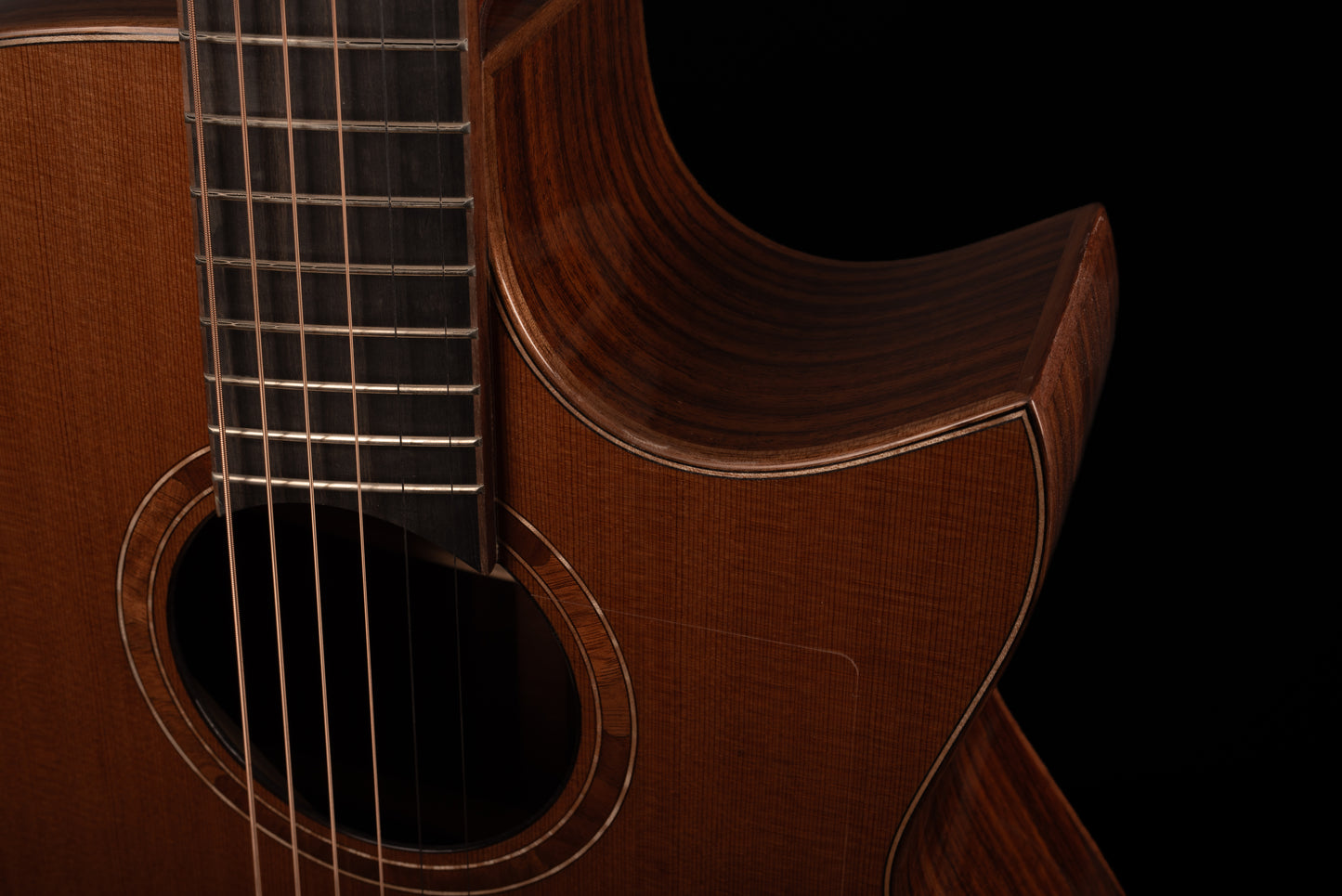 AVENIR 20 SERIES AUDITORIUM CEDAR ROSEWOOD FAN FRET