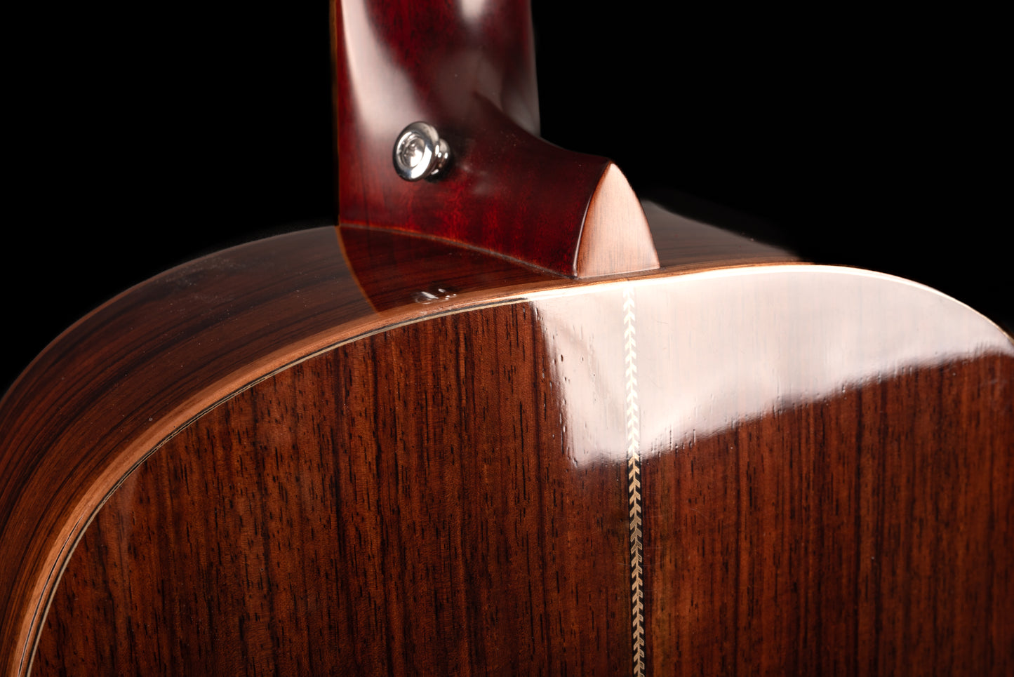 AVENIR TRADITIONAL PARLOUR