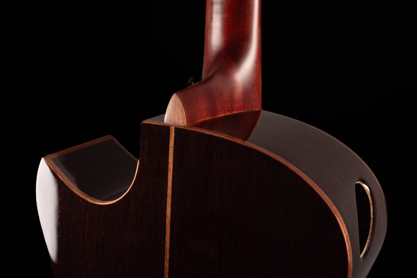 AVENIR 25 SERIES AUDITORIUM CEDAR WENGE