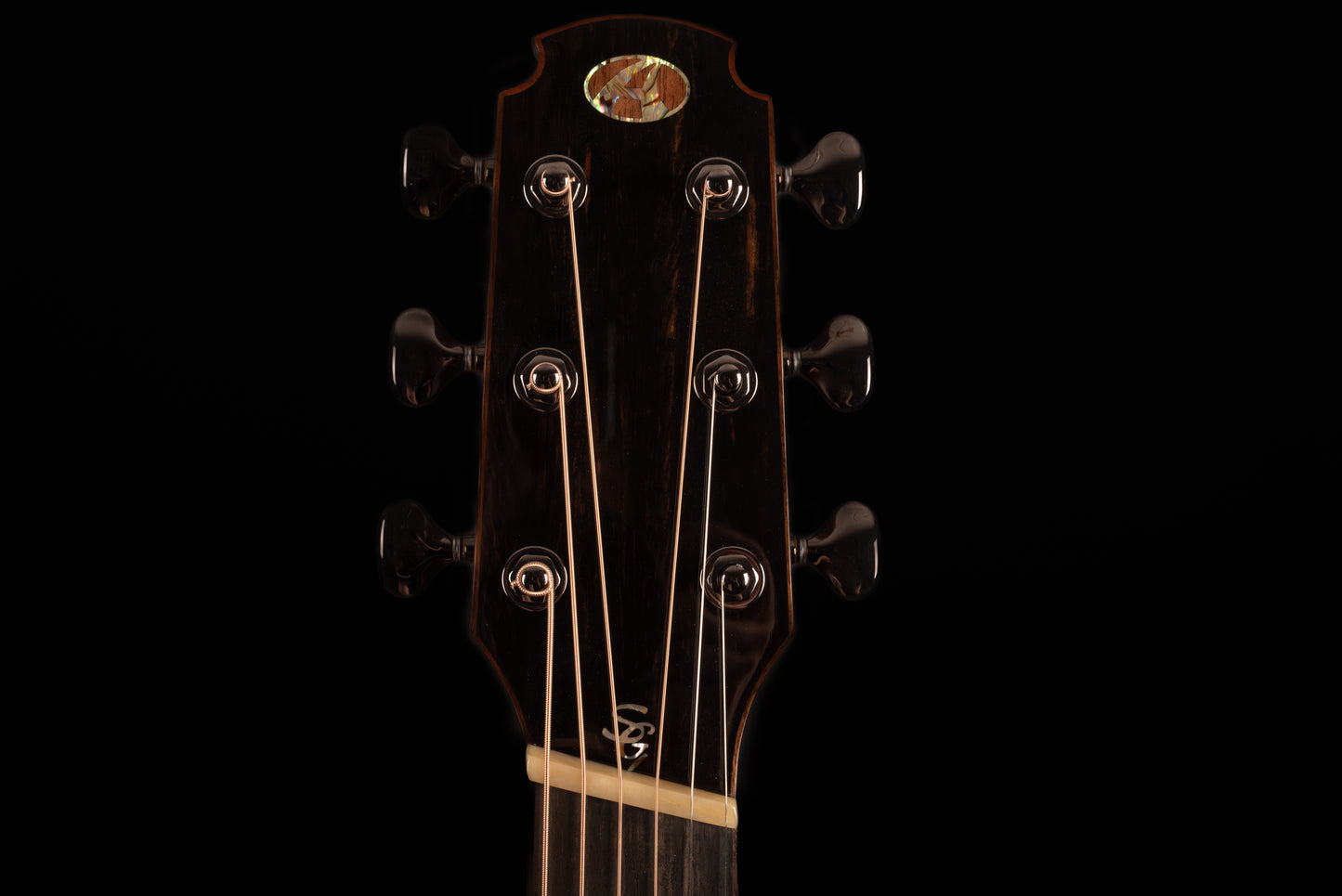 AVENIR 25 SERIES AUDITORIUM CEDAR WENGE FAN FRET