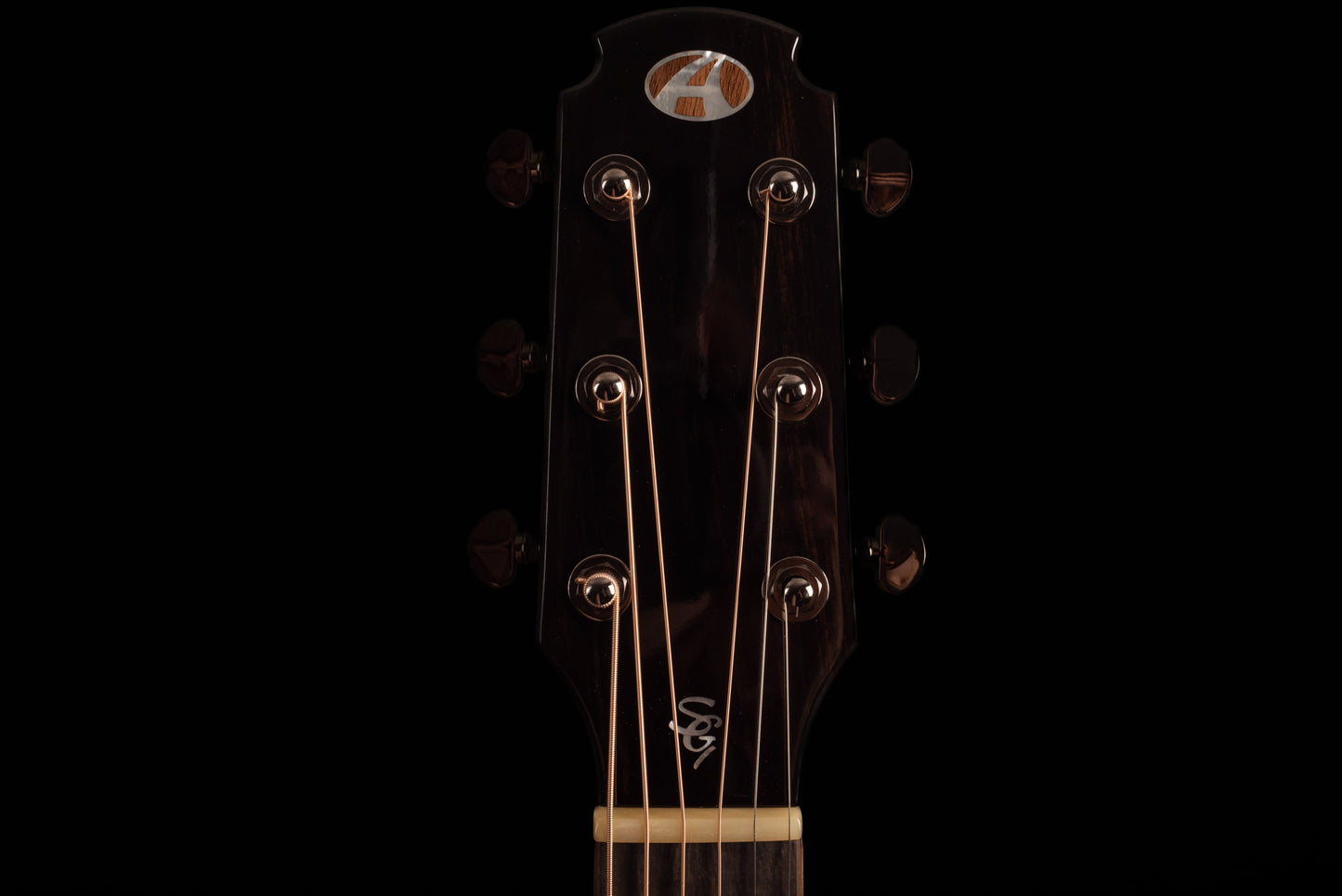 AVENIR 20 SERIES CONCERT CEDAR ROSEWOOD