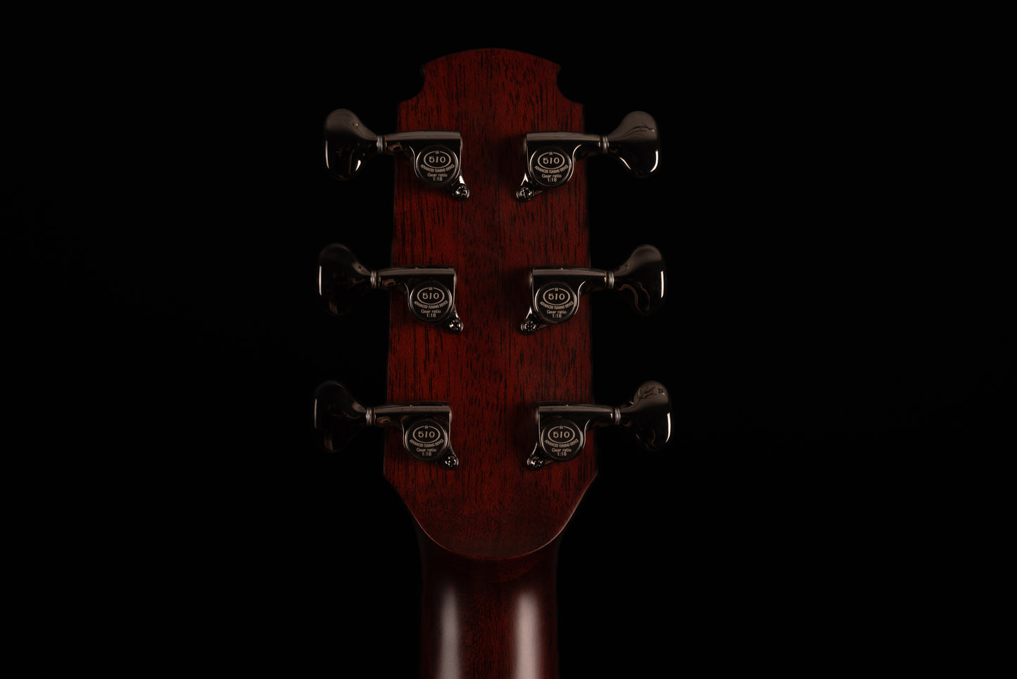 AVENIR 25 SERIES AUDITORIUM CEDAR ROSEWOOD FAN FRET