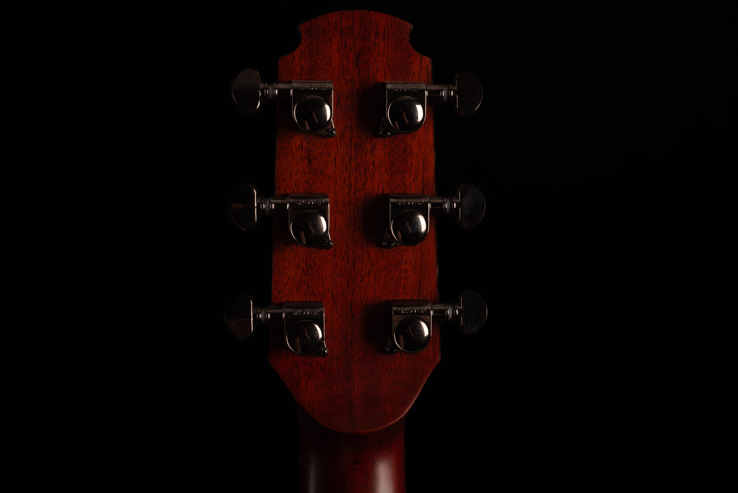 AVENIR 20 SERIES AUDITORIUM CEDAR ROSEWOOD FAN FRET