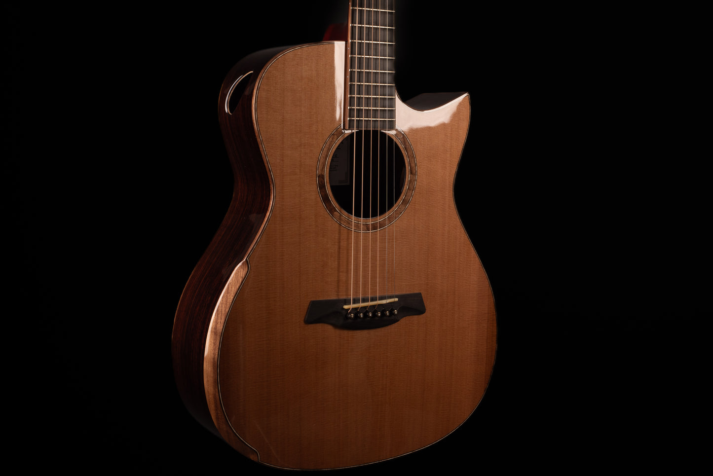 AVENIR 20 SERIES CONCERT CEDAR ROSEWOOD