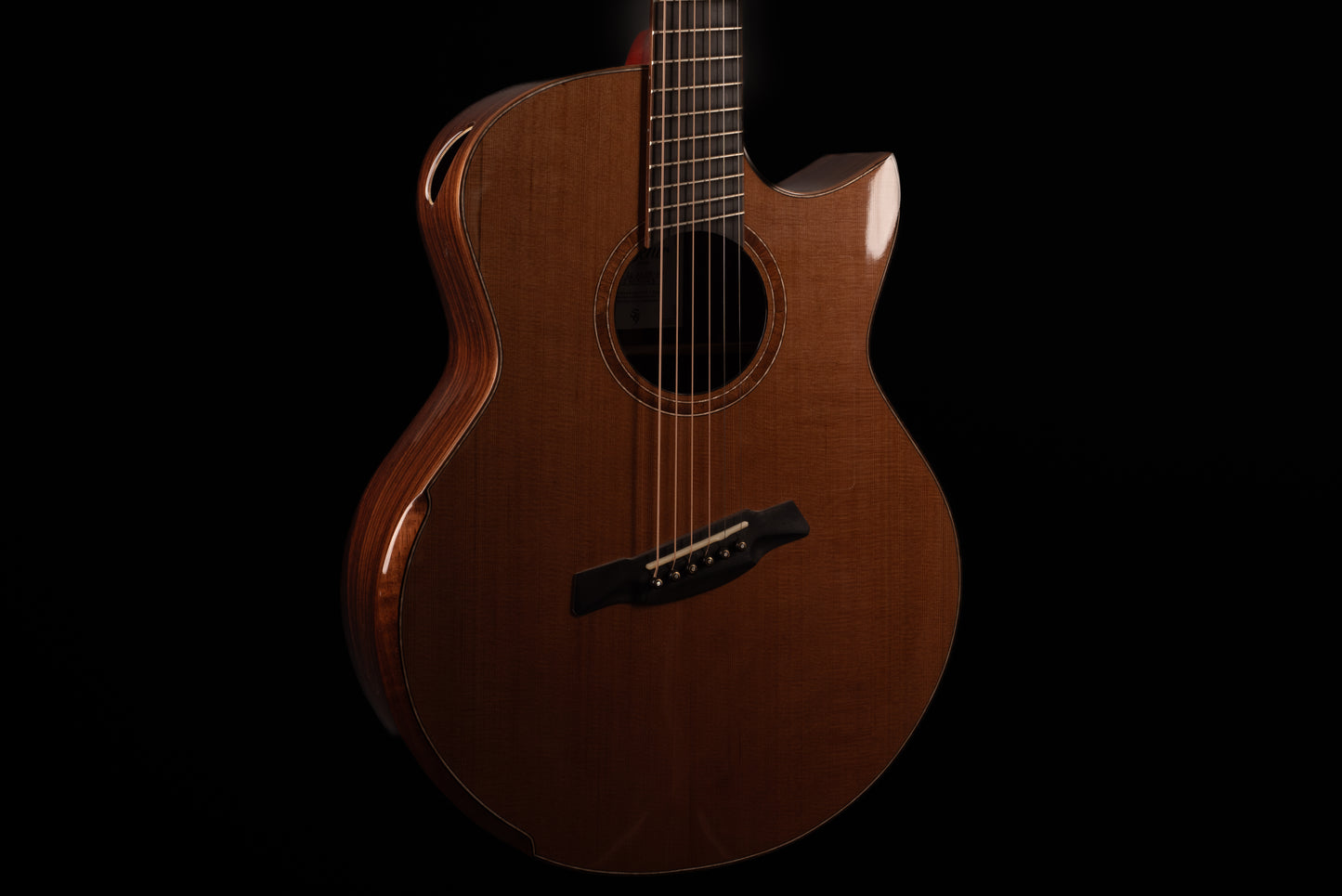 AVENIR 20 SERIES AUDITORIUM CEDAR ROSEWOOD FAN FRET