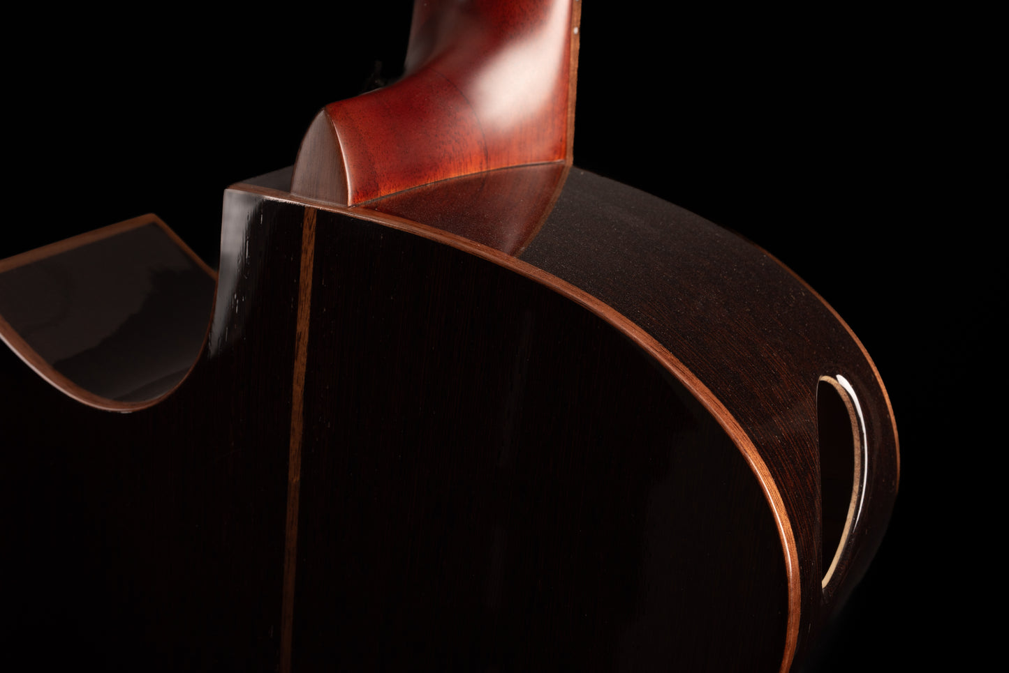 AVENIR 20 SERIES AUDITORIUM ENGELMANN SPRUCE WENGE FAN FRET