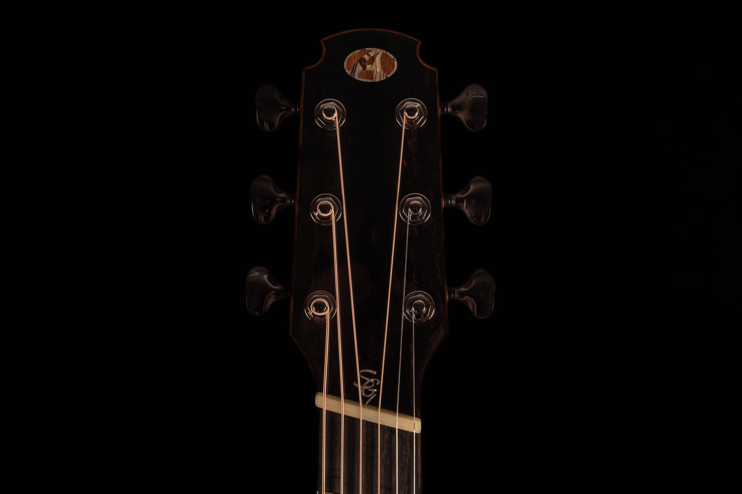 AVENIR 25 SERIES LARGE AUDITORIUM ENGELMANN SPRUCE WENGE FAN FRET