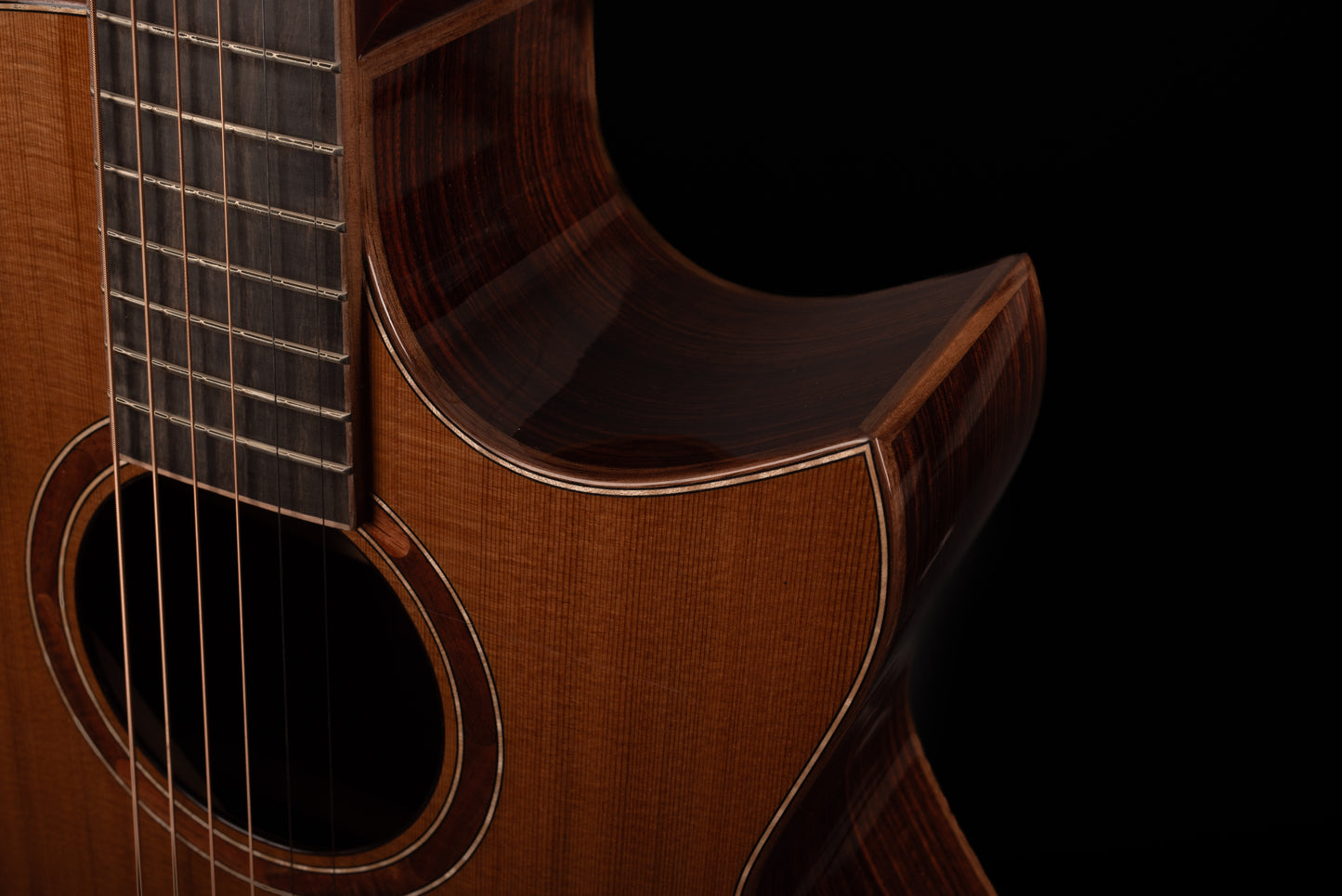 AVENIR 20 SERIES AUDITORIUM CEDAR ROSEWOOD