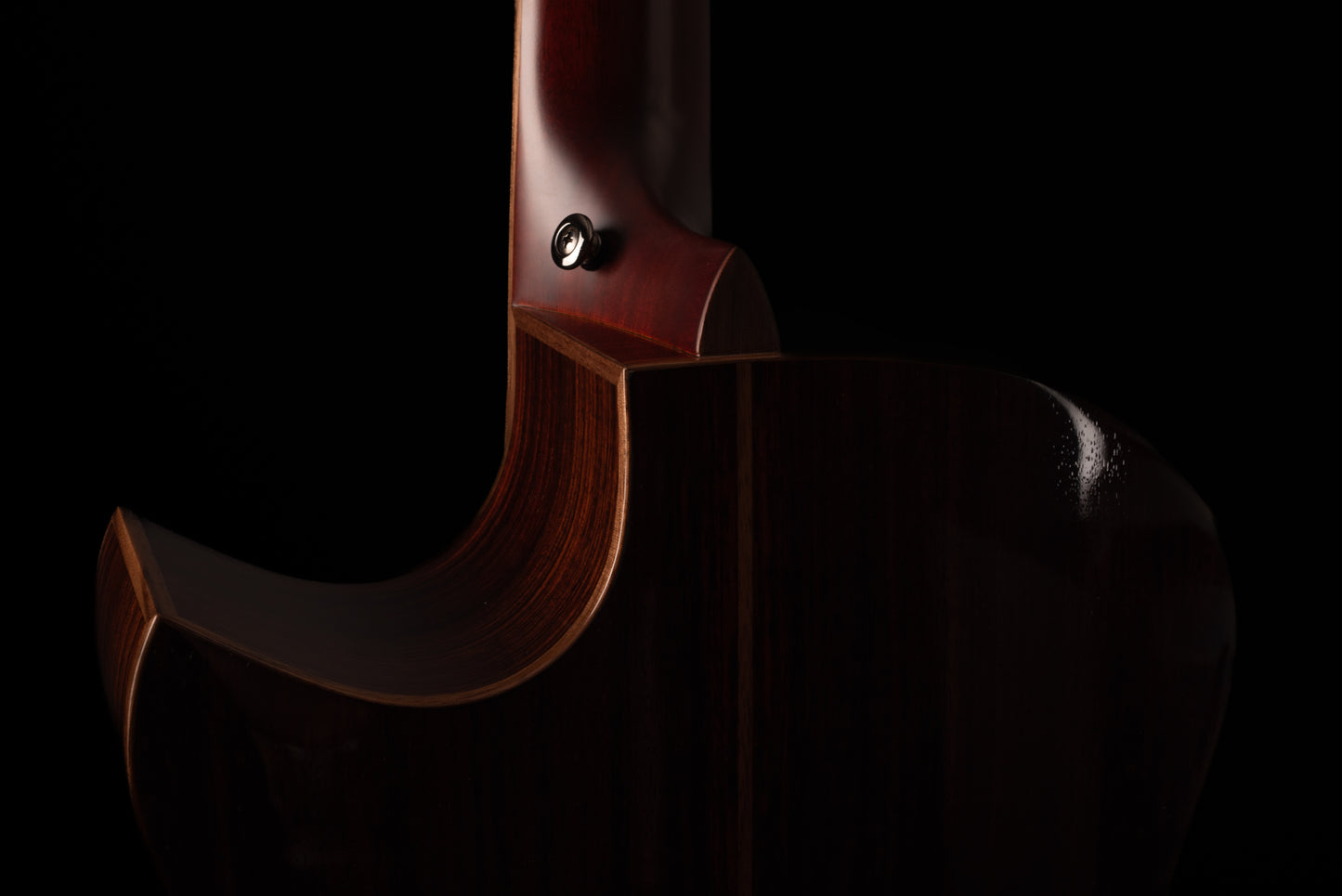 AVENIR 20 SERIES AUDITORIUM CEDAR ROSEWOOD