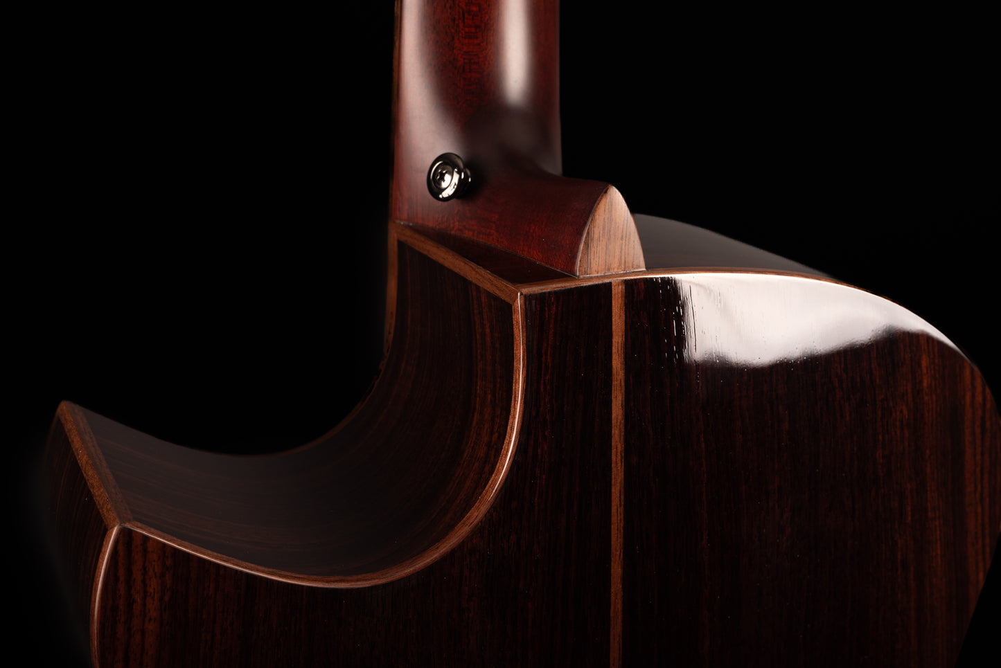 AVENIR 25 SERIES AUDITORIUM CEDAR ROSEWOOD FAN FRET