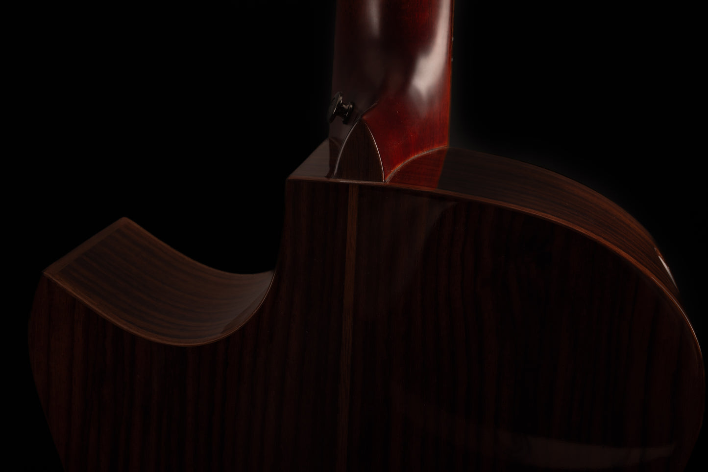 AVENIR 20 SERIES AUDITORIUM CEDAR ROSEWOOD FAN FRET