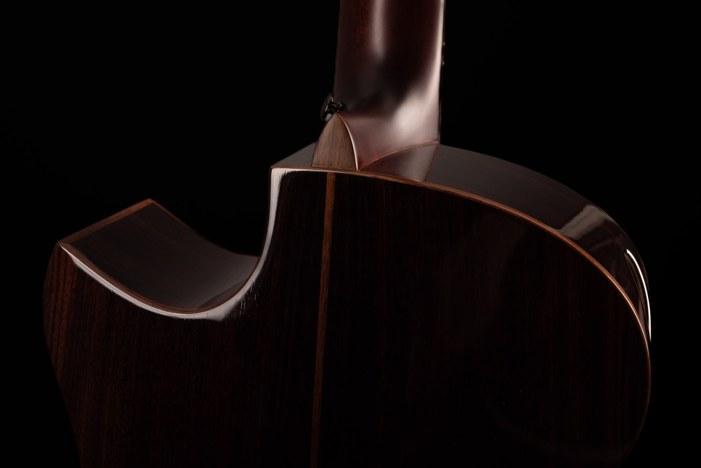 AVENIR 25 SERIES AUDITORIUM CEDAR ROSEWOOD FAN FRET