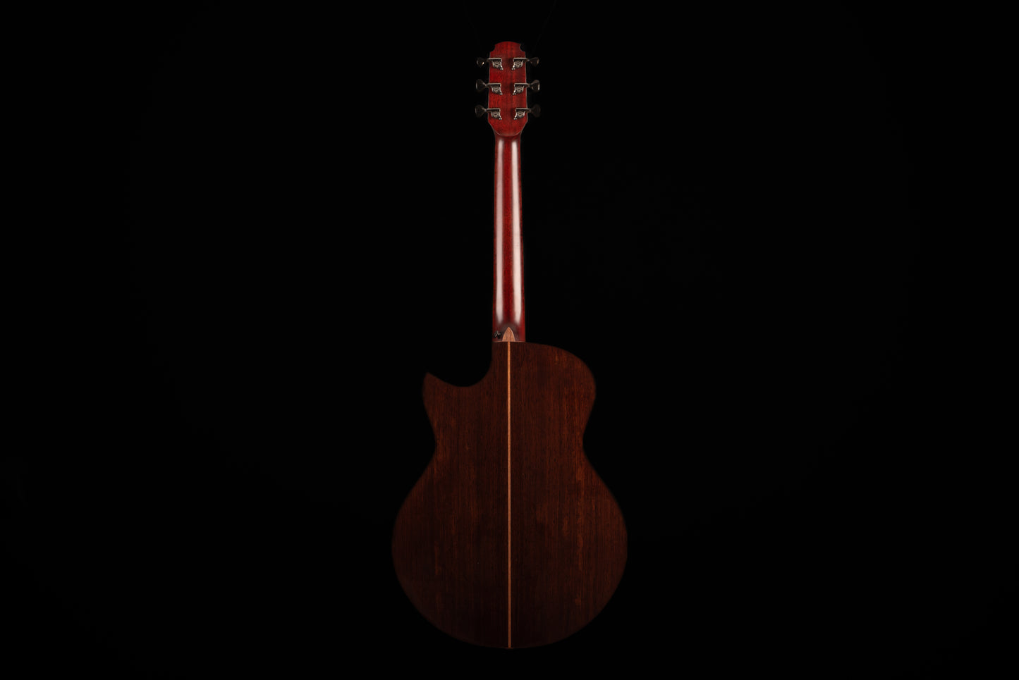 AVENIR 25 SERIES AUDITORIUM ENGELMANN SPRUCE WENGE FAN FRET