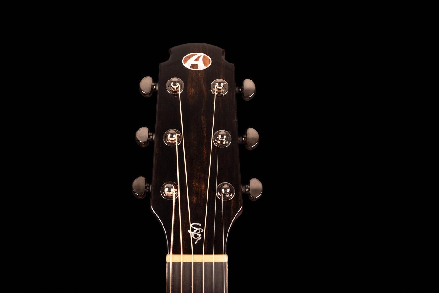 AVENIR 20 SERIES CONCERT CEDAR WENGE