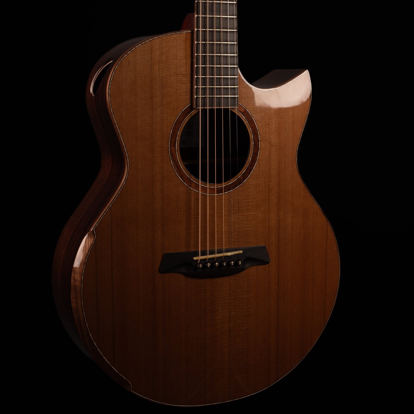 AVENIR 20 SERIES AUDITORIUM CEDAR ROSEWOOD