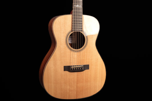 AVENIR TRADITIONAL OM